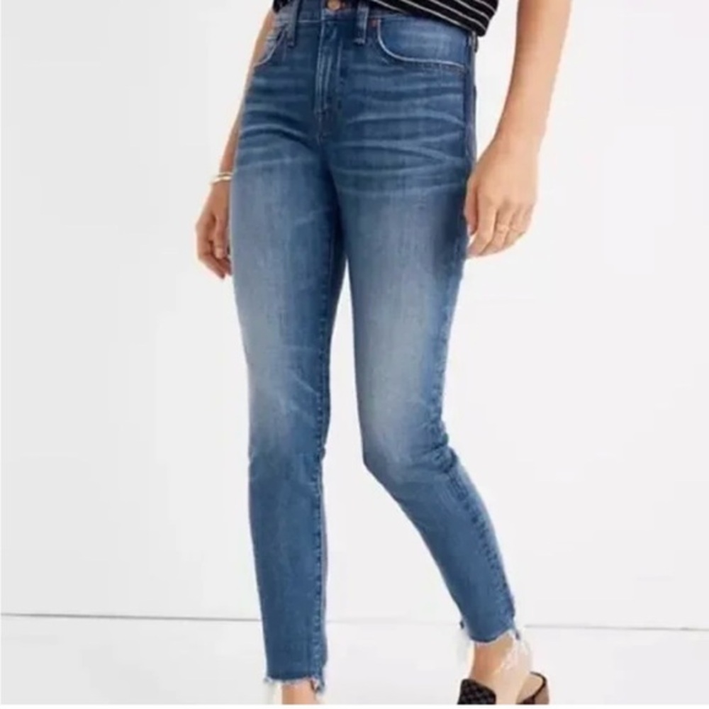 Madewell Jeans Skinny 9” High Rise Raw Edge Blue 26 Faded Whiskered Stretch